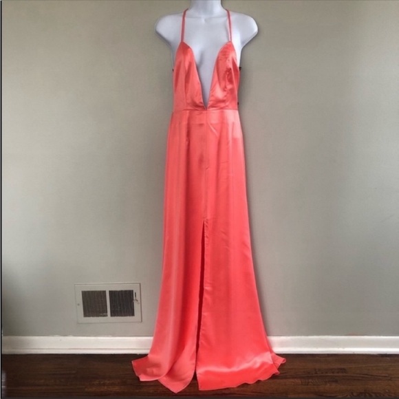 Lovers + Friends Helena Gown NWOT - Picture 2 of 15
